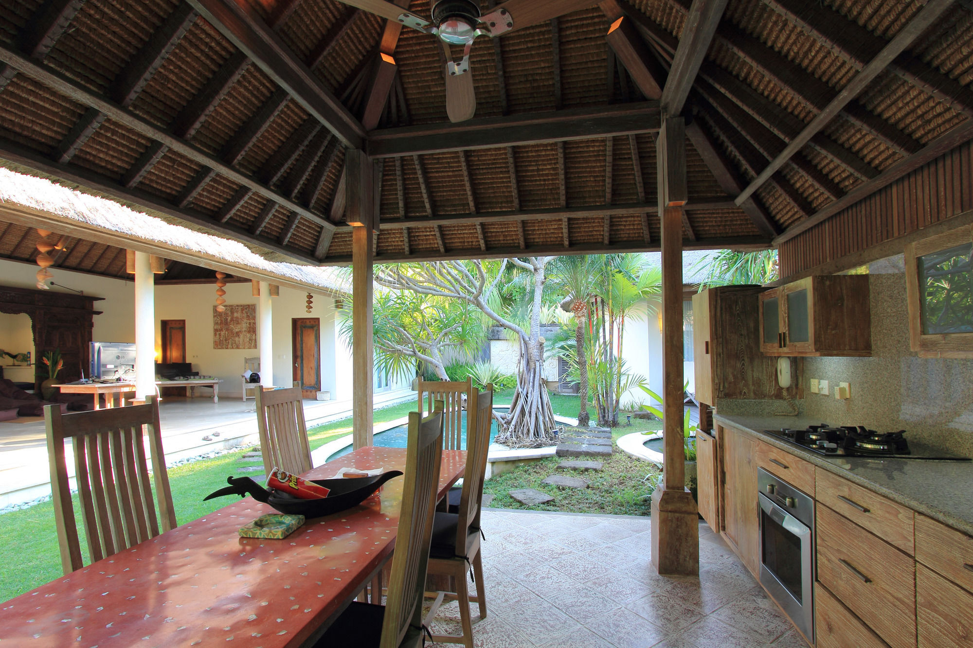 巴厘岛提尔塔娜迦别墅 塞米亚克 外观 照片